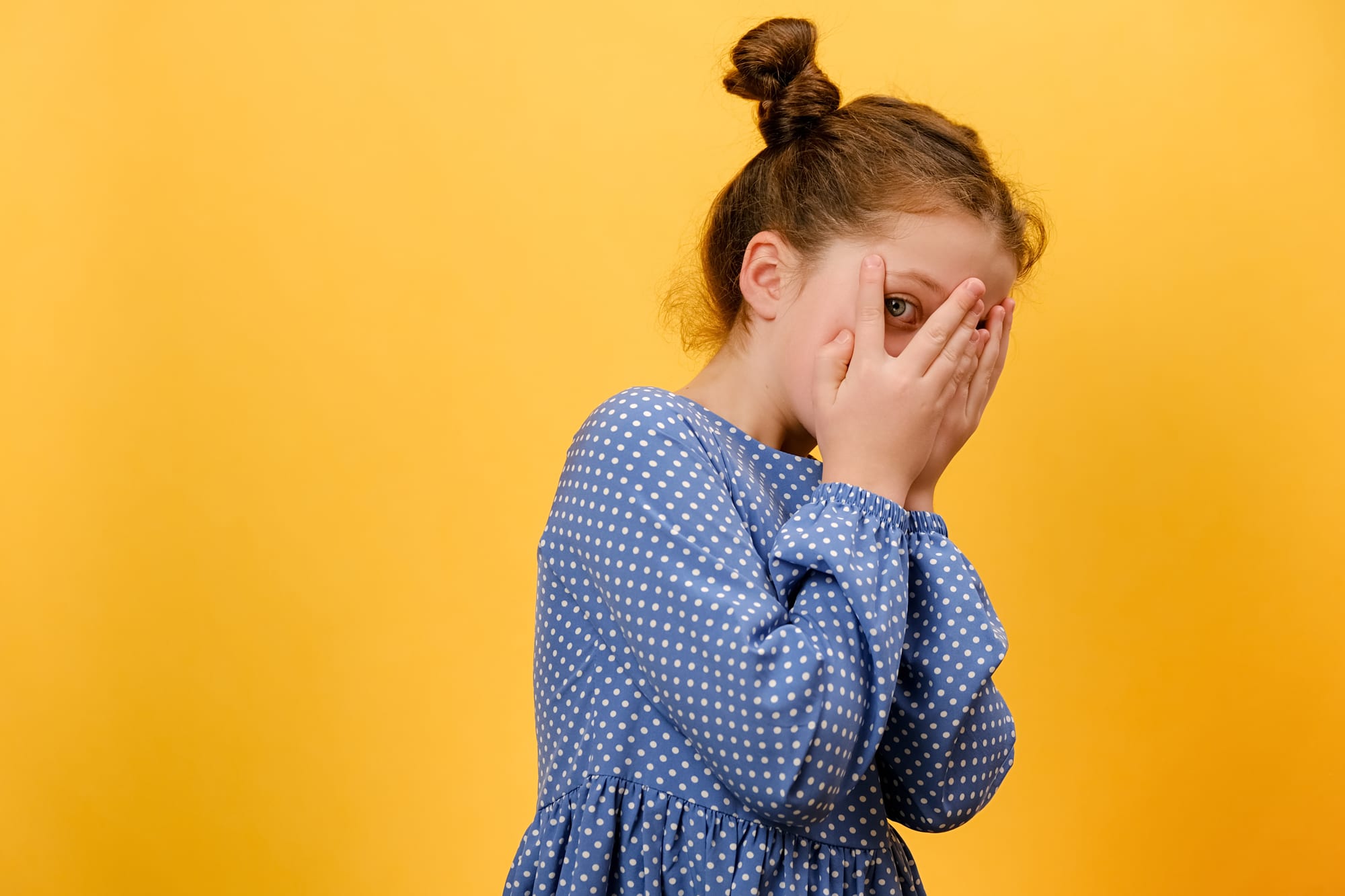 Why Schools and Parent Groups Should Stop Using WhatsApp for Communication